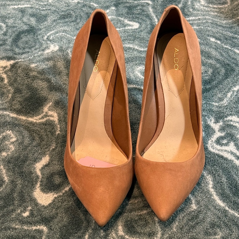 Neutral Suede Pointed Toe Pump - image 1